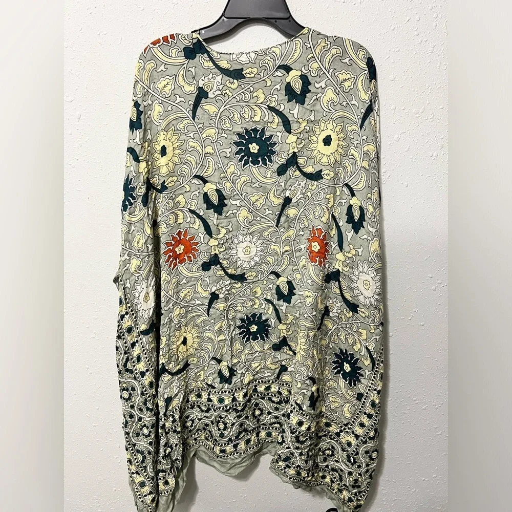 Free People Floral Patterned Kimono